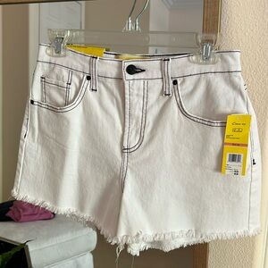 NWT white cutoff shorts size 26